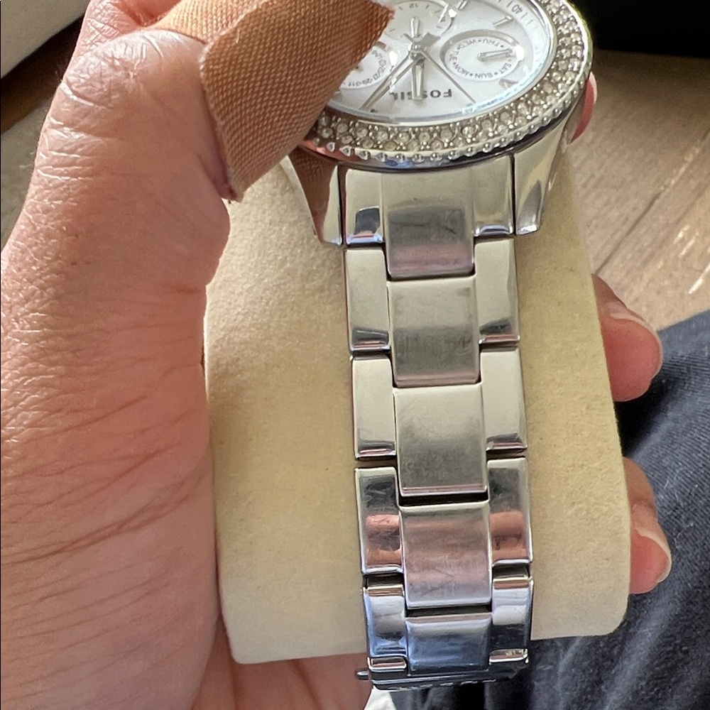 Fossil Women's Silver Watch with Crystal Detailing - Picture 3 of 4